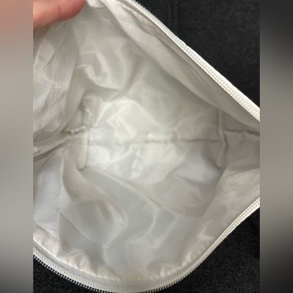 Pretty make up bag Dove - Picture 4 of 5